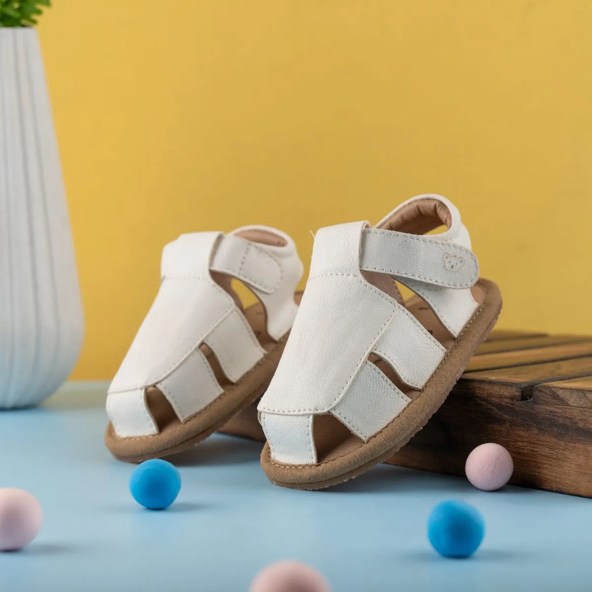 Archie Soft Sole Sandals - White