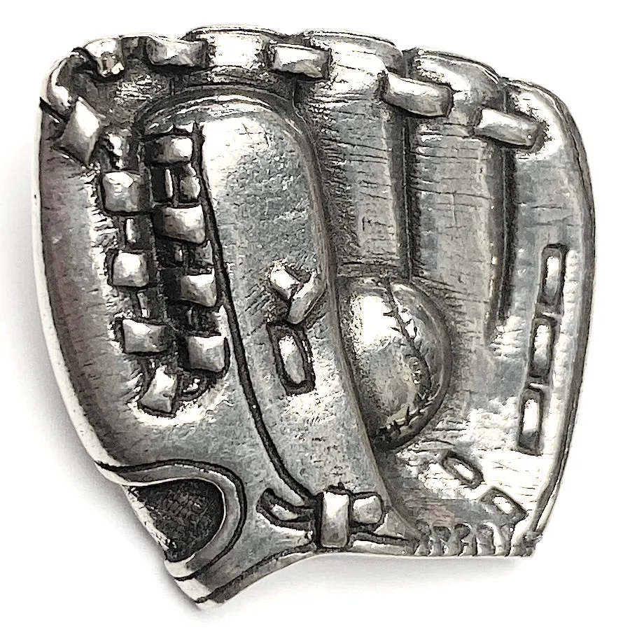 Baseball Mitt 7/8" Pewter Button, Danforth USA, 23mm Shank Back # FJ-89