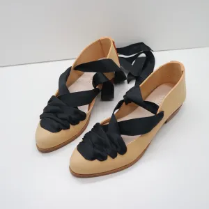 BBF24 SALE. SIZE 35. THE JOAN. BUTTER. 2CM HEEL