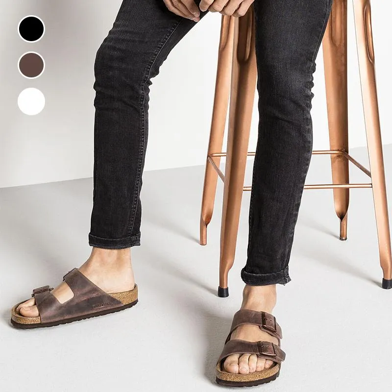 Flat sandals