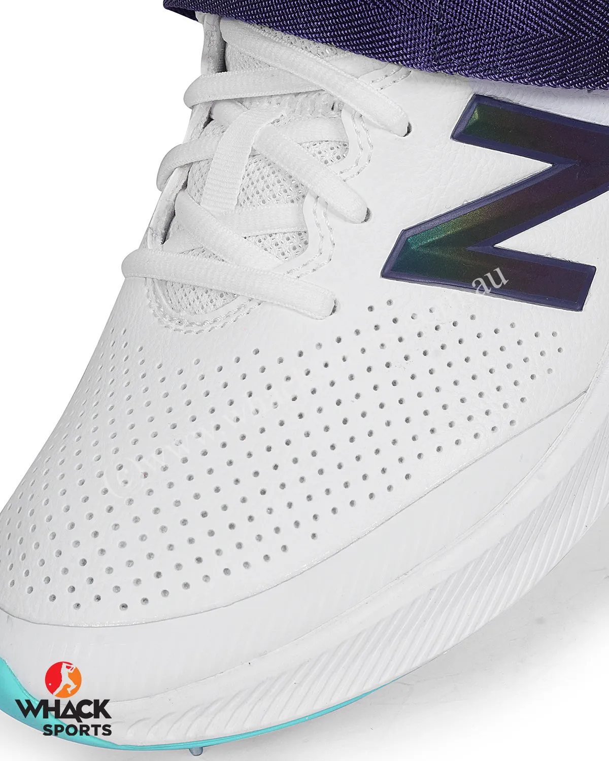 New Balance CK4040 Cricket Shoes - Steel Spikes - White/Cyber Jade/Dark Mercury