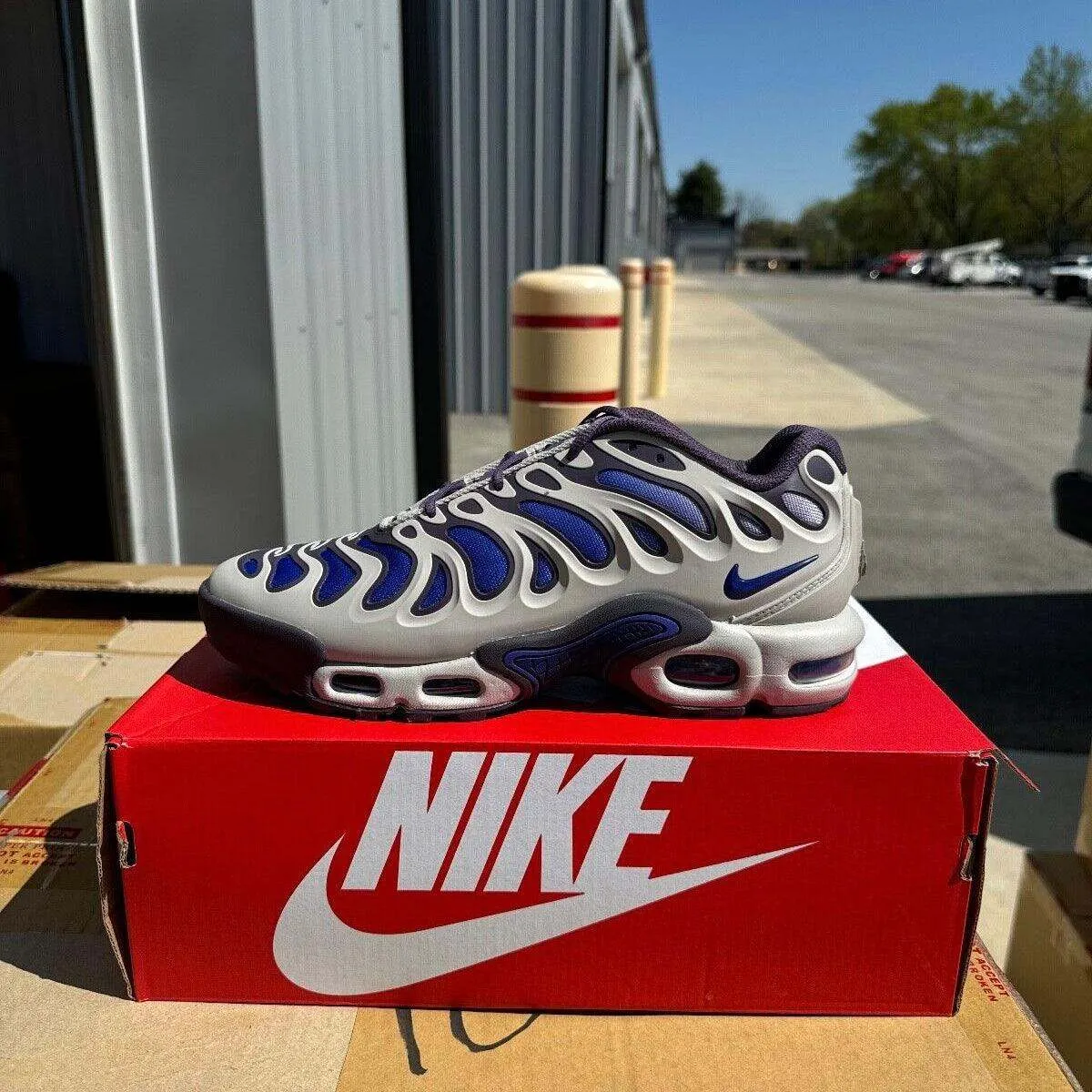 Nike Air Max Plus Drift "concord"