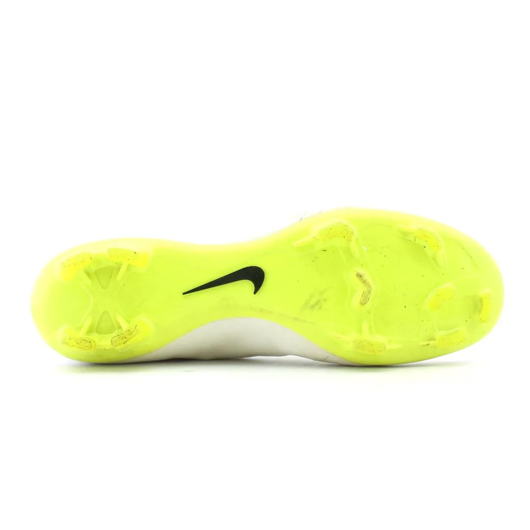 NIKE  RARE MERCURIAL VICTORY V FG