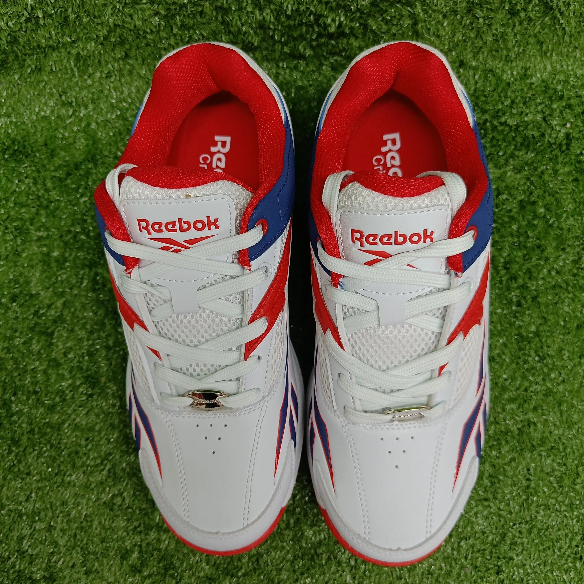 Reebok Not Out Syndicate White Vector Blue Red Cricket Metal Spike Shoes