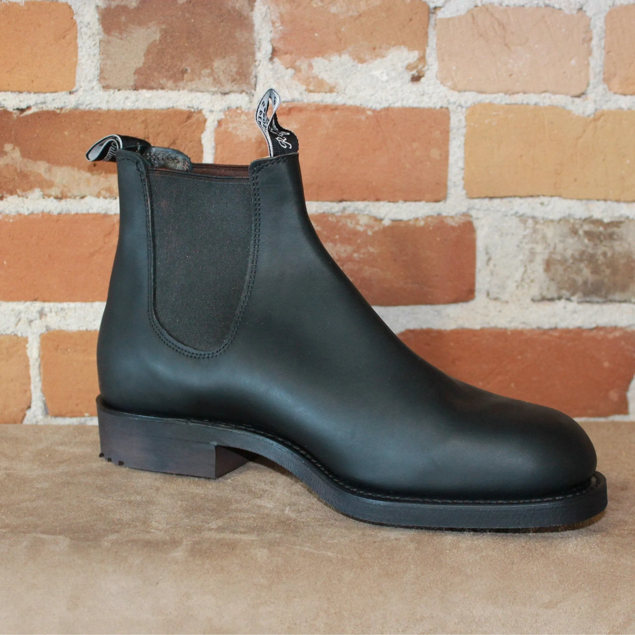 R.M. Williams Gardener Work Boot in Greasy Kip Black Leather