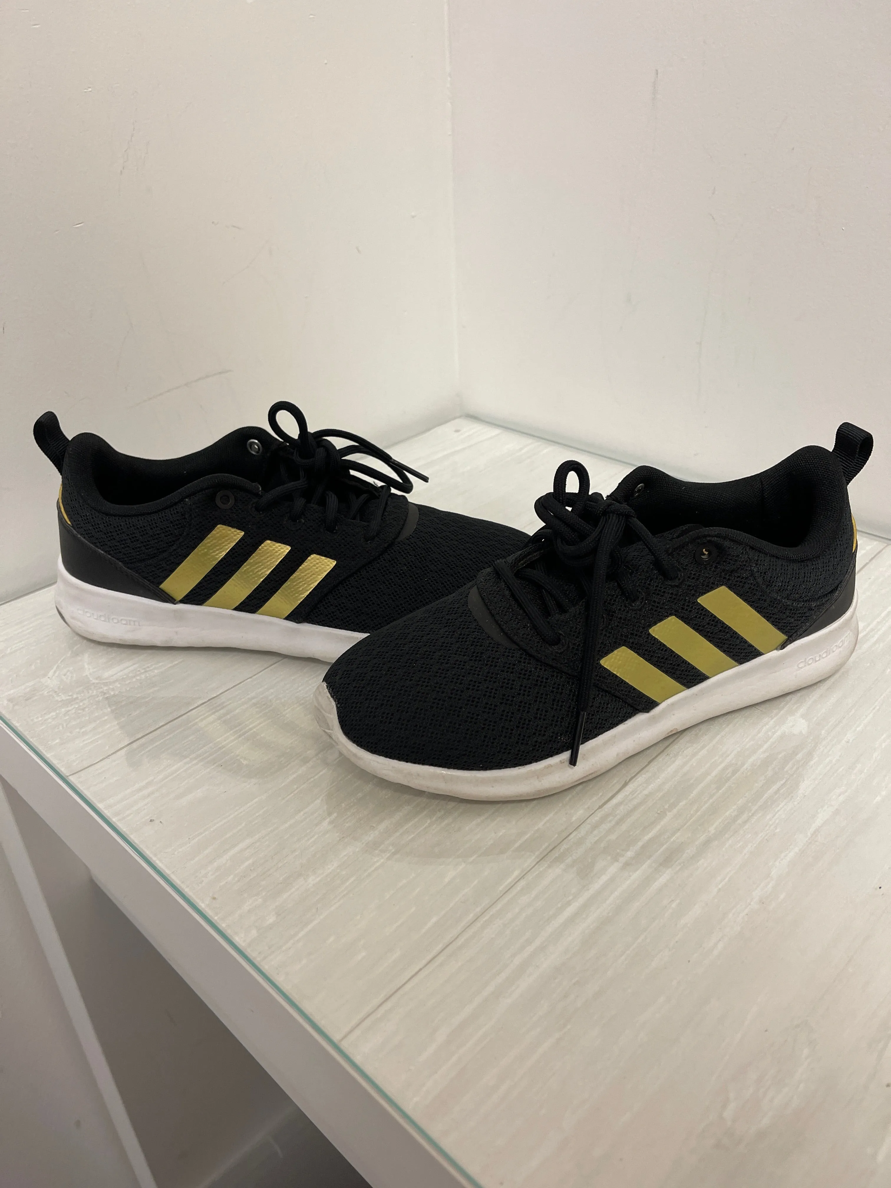 Shoes Athletic By Adidas In Black, Size: 6