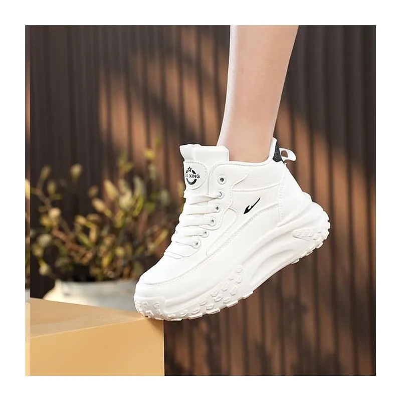 Versatile Thick-Sole Sports Shoes