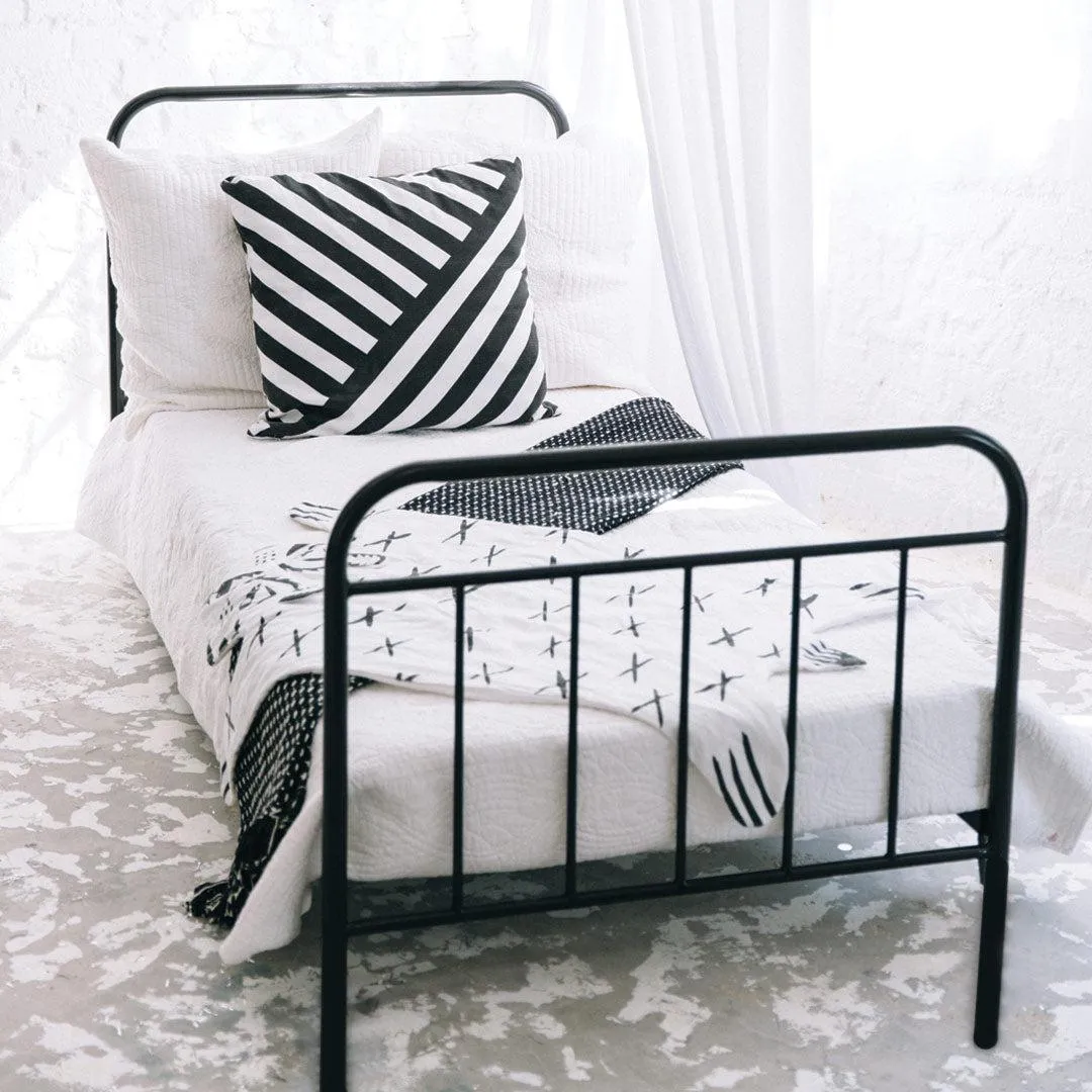 Xen Metal Bed - Black